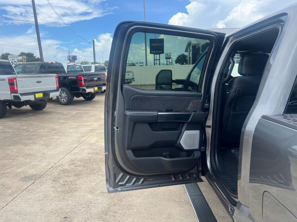 new 2025 Ford F-250 car, priced at $89,835