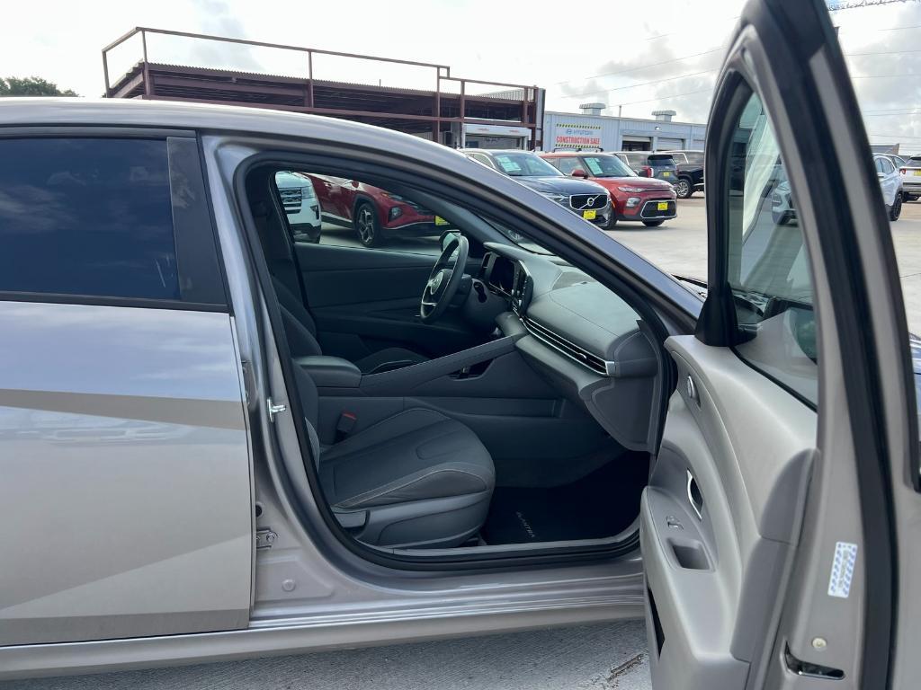 used 2021 Hyundai Elantra car, priced at $15,138