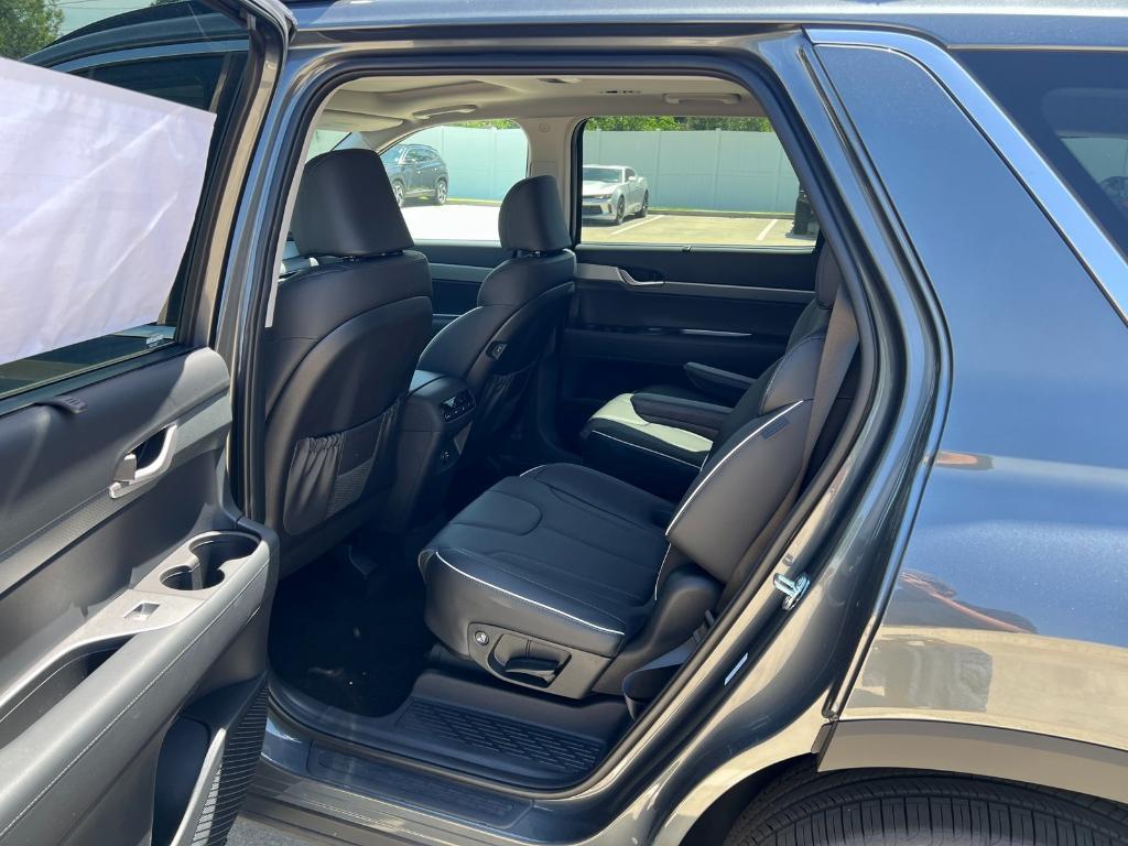 new 2025 Hyundai Palisade car, priced at $43,890