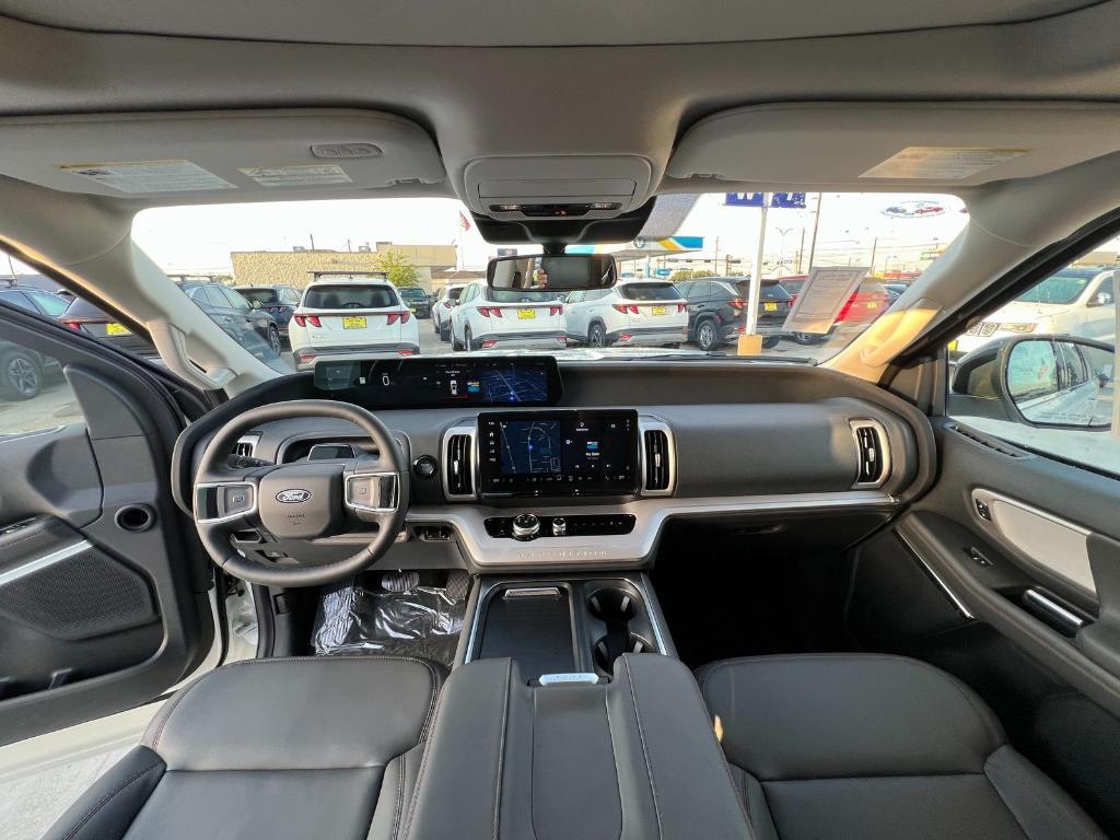 new 2025 Ford Expedition car, priced at $69,405
