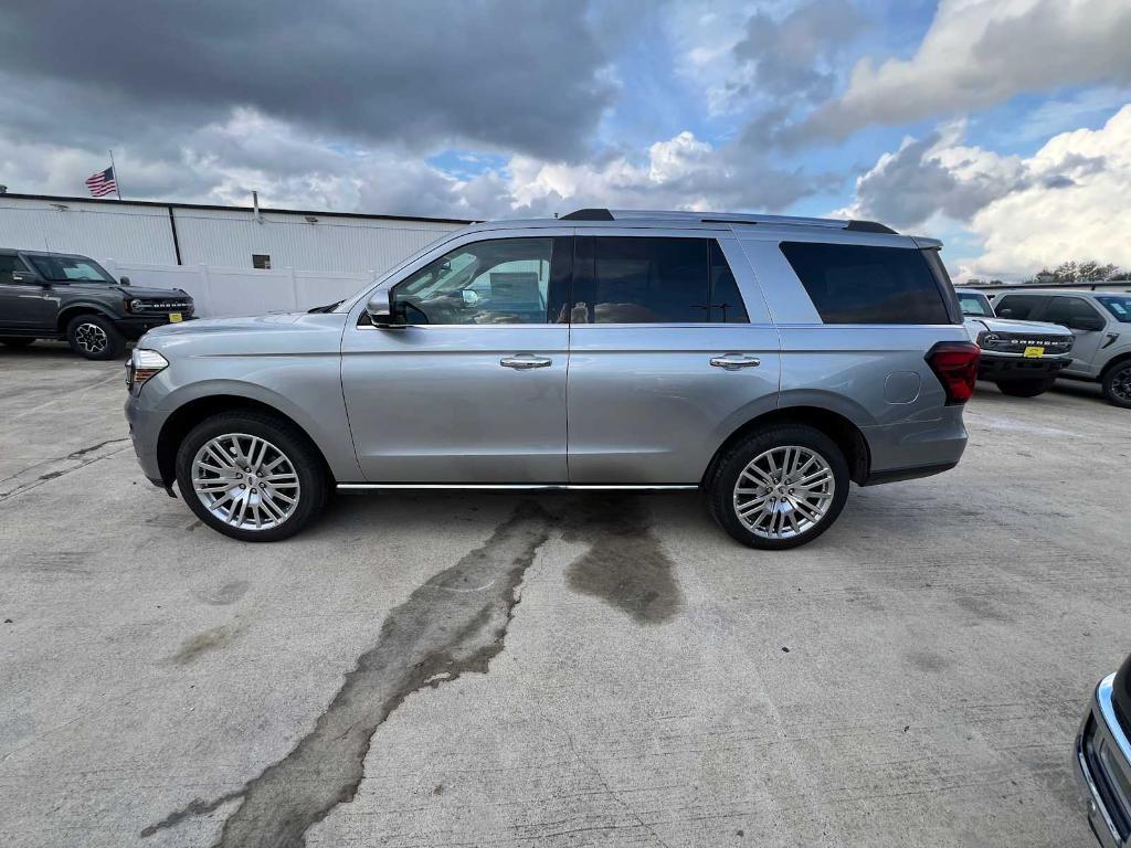 new 2024 Ford Expedition car, priced at $63,405