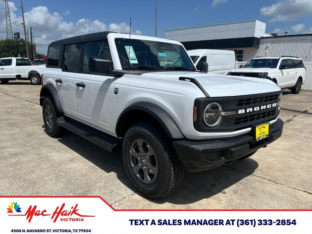 new 2025 Ford Bronco car, priced at $41,795