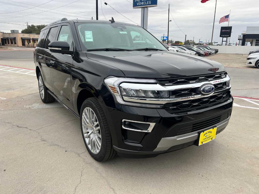 new 2024 Ford Expedition car, priced at $62,605