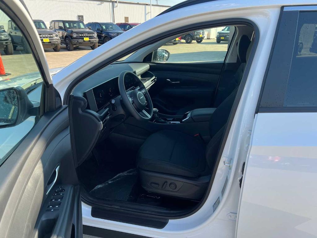 new 2025 Hyundai Tucson car, priced at $29,942