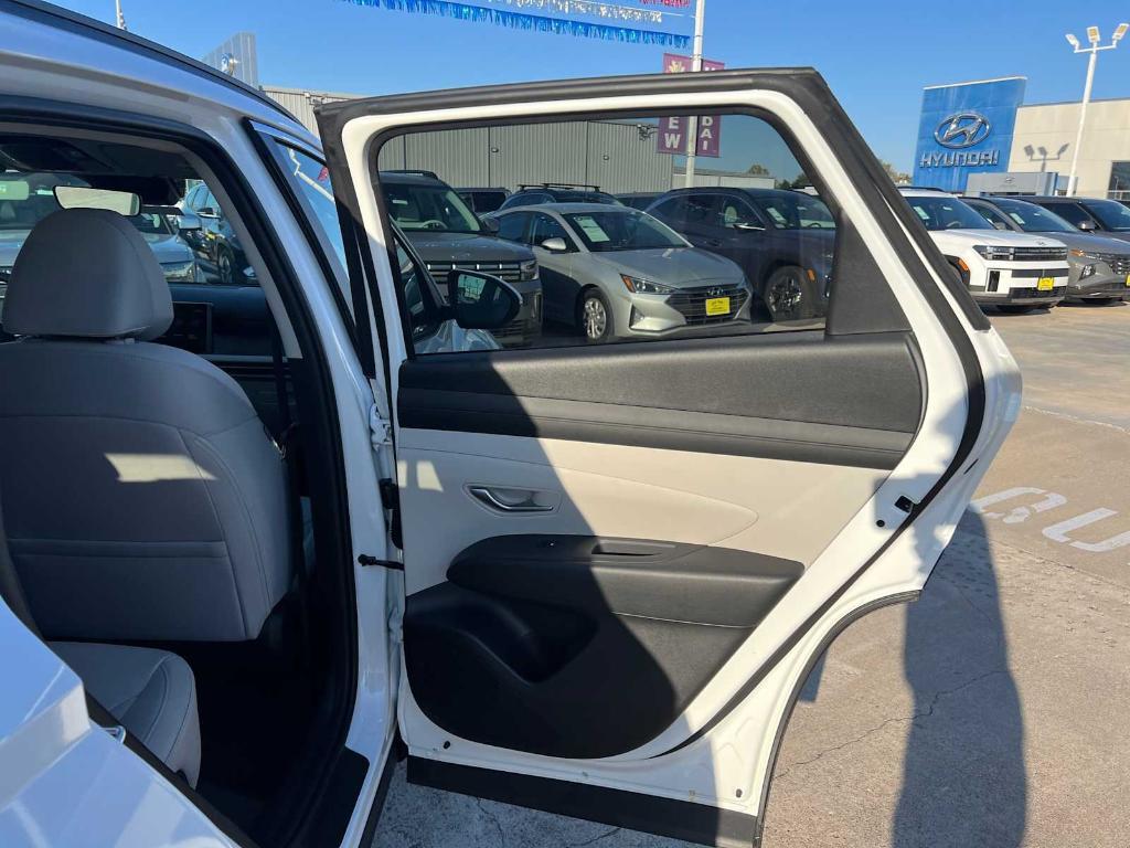 new 2025 Hyundai Tucson car, priced at $30,377