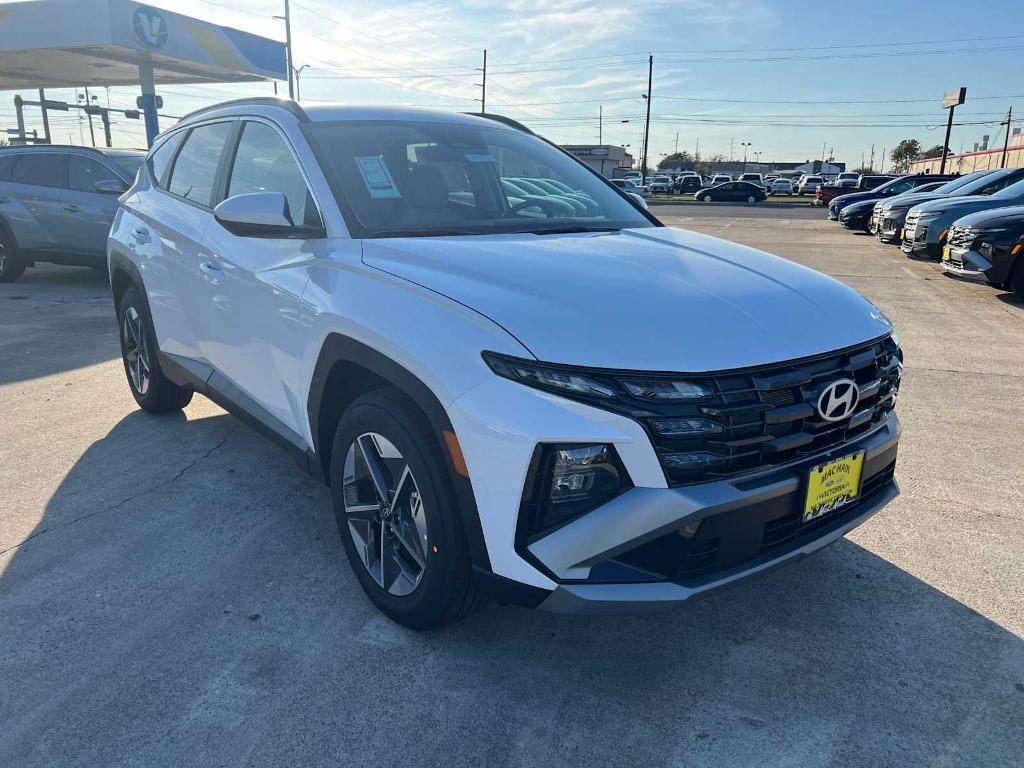 new 2025 Hyundai Tucson car, priced at $33,199