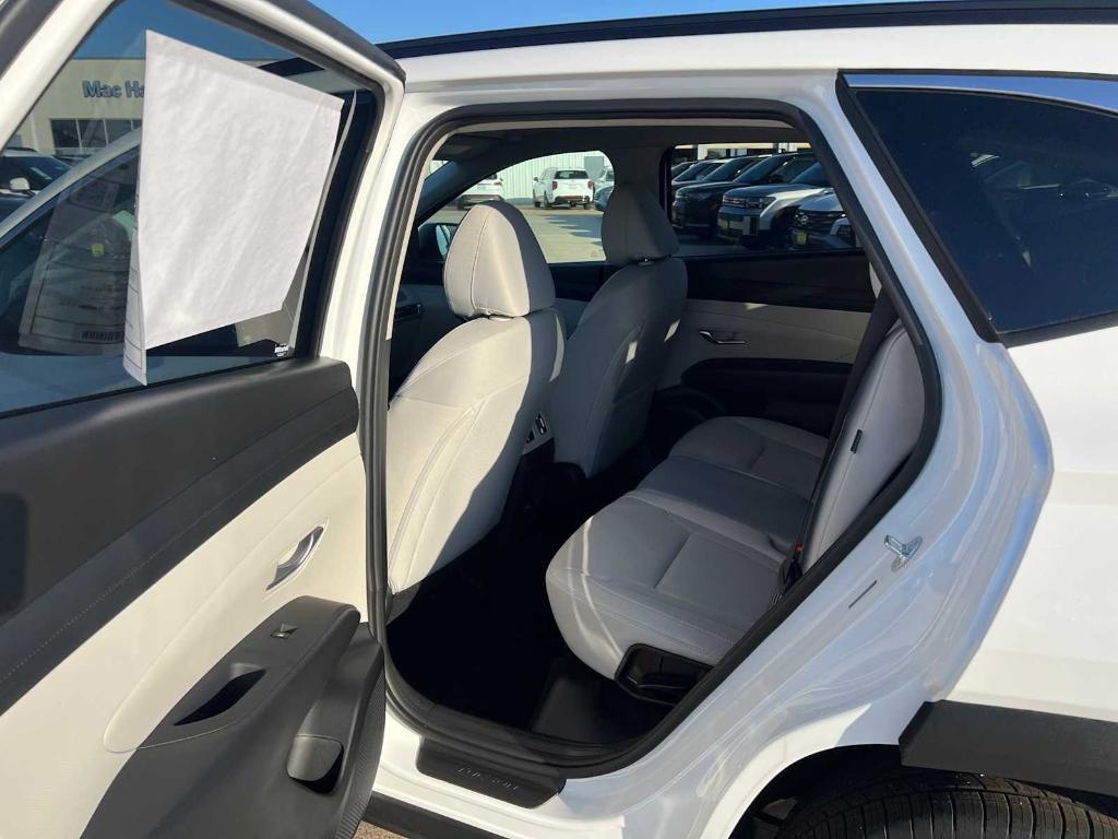 new 2025 Hyundai Tucson car, priced at $30,377