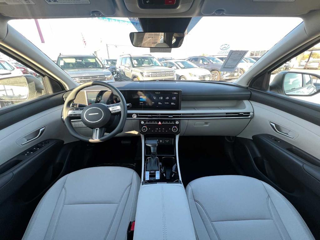 new 2025 Hyundai Tucson car, priced at $30,377