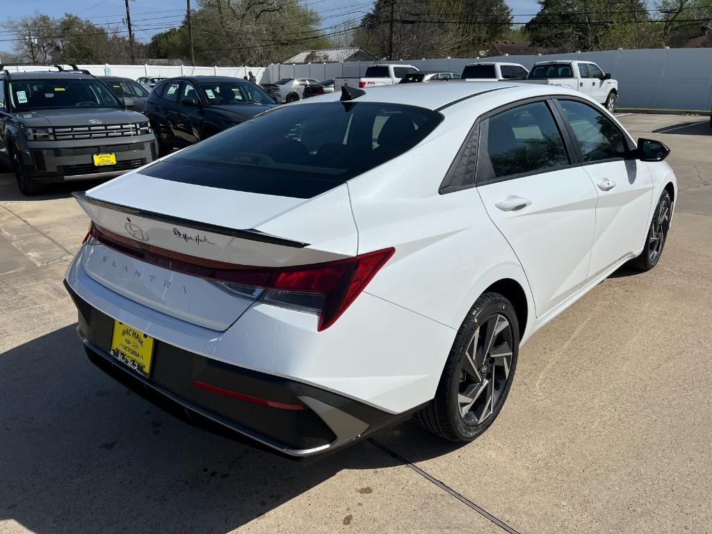 new 2025 Hyundai Elantra car, priced at $23,688