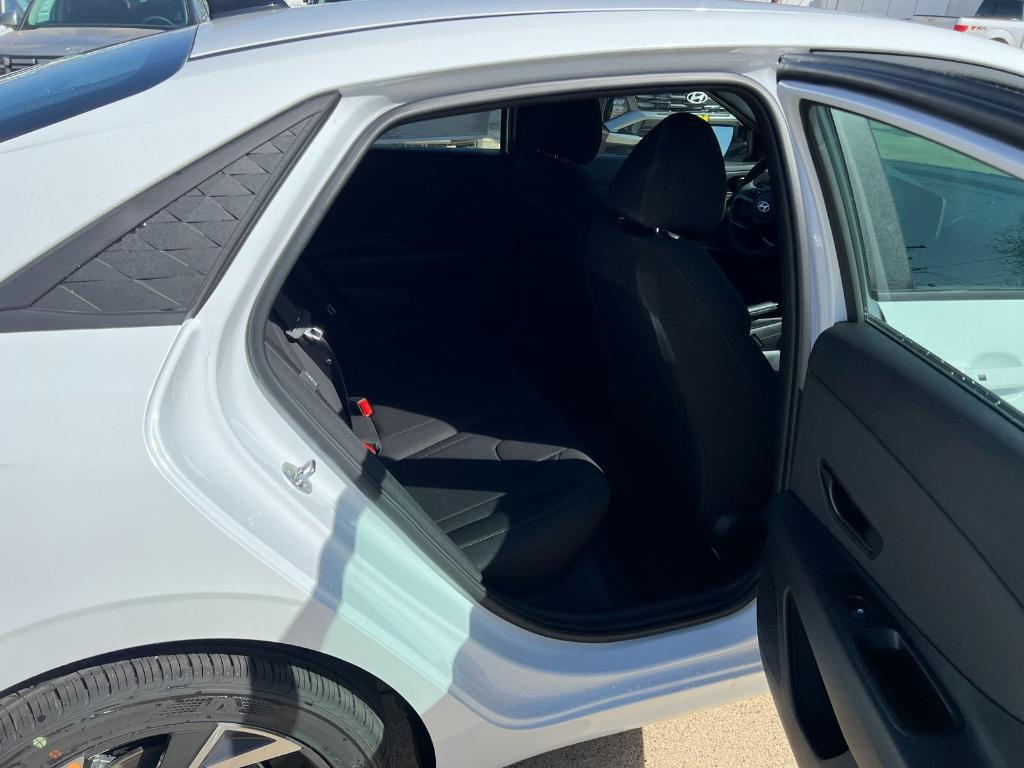 new 2025 Hyundai Elantra car, priced at $23,688