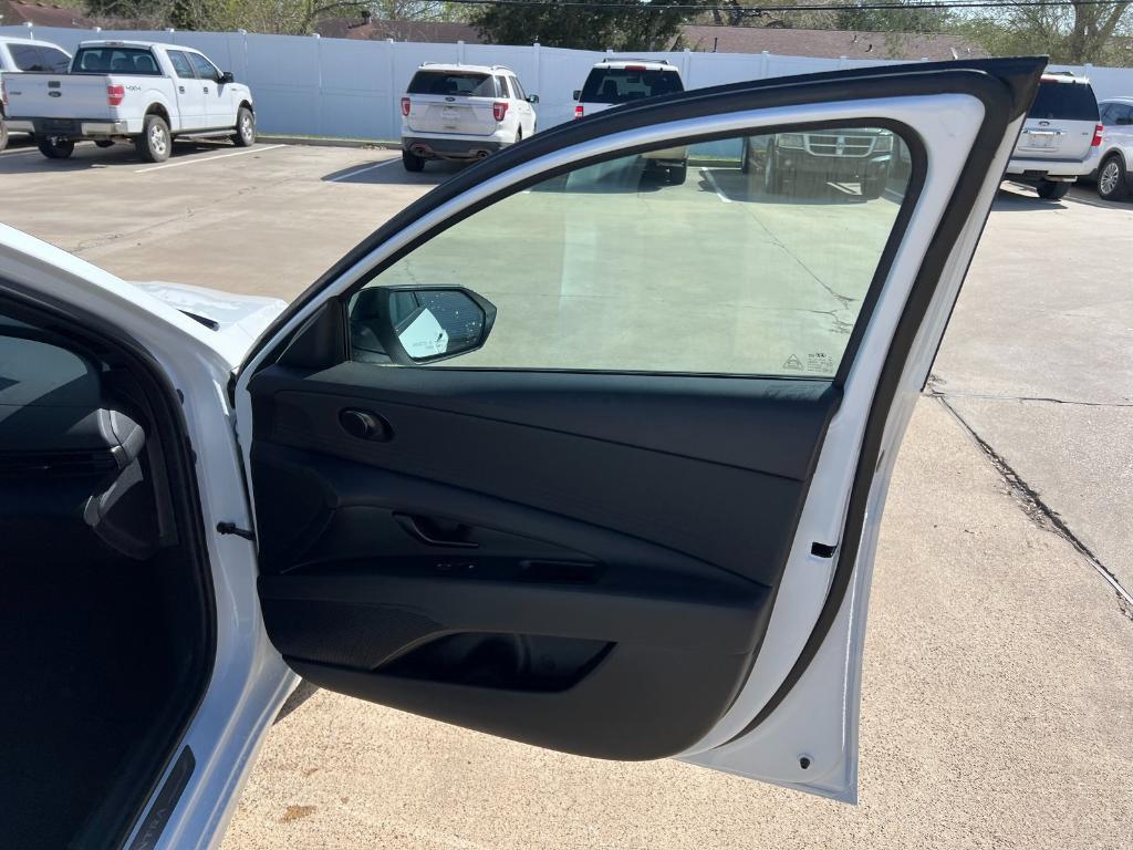 new 2025 Hyundai Elantra car, priced at $23,688