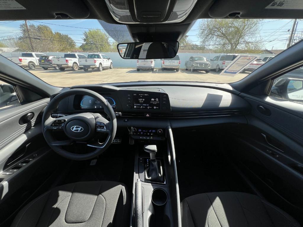 new 2025 Hyundai Elantra car, priced at $23,688