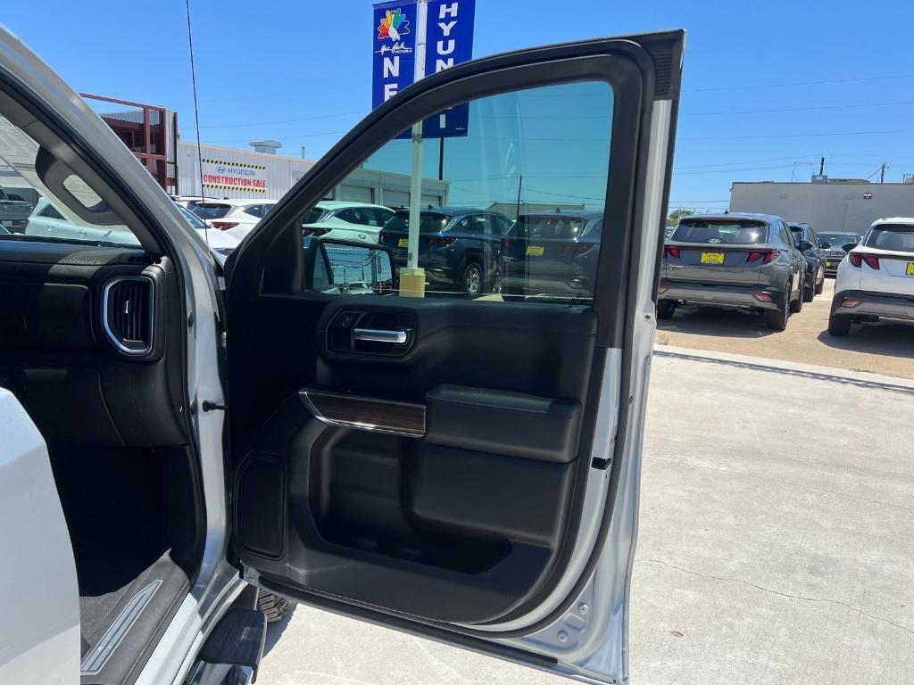 used 2022 Chevrolet Silverado 1500 Limited car, priced at $33,128