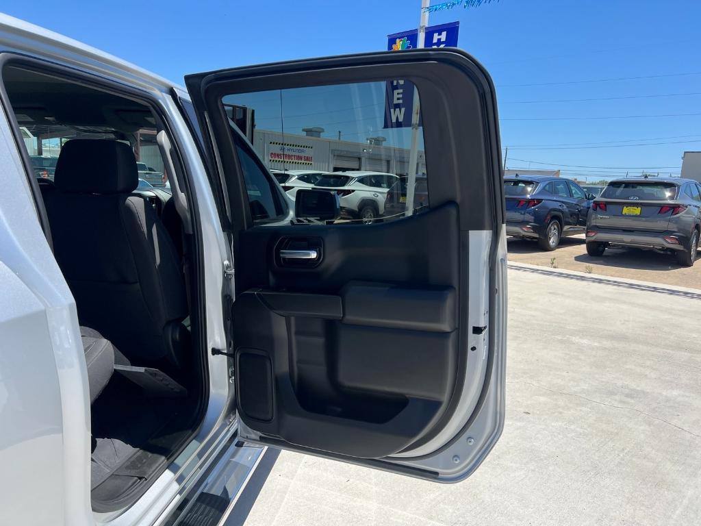 used 2022 Chevrolet Silverado 1500 Limited car, priced at $33,128