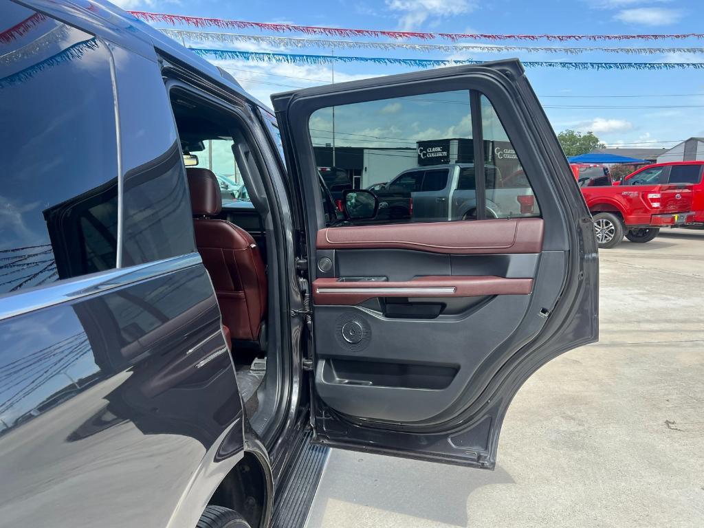 used 2022 Ford Expedition car, priced at $42,519