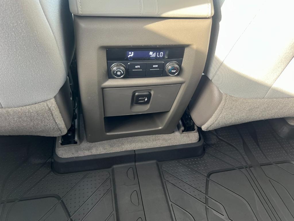used 2020 Chevrolet Traverse car, priced at $18,646