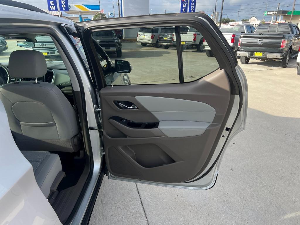 used 2020 Chevrolet Traverse car, priced at $18,646