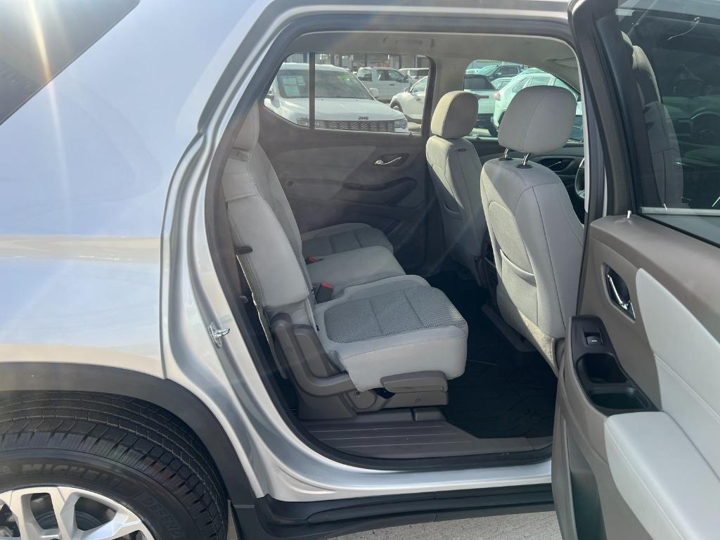 used 2020 Chevrolet Traverse car, priced at $18,646