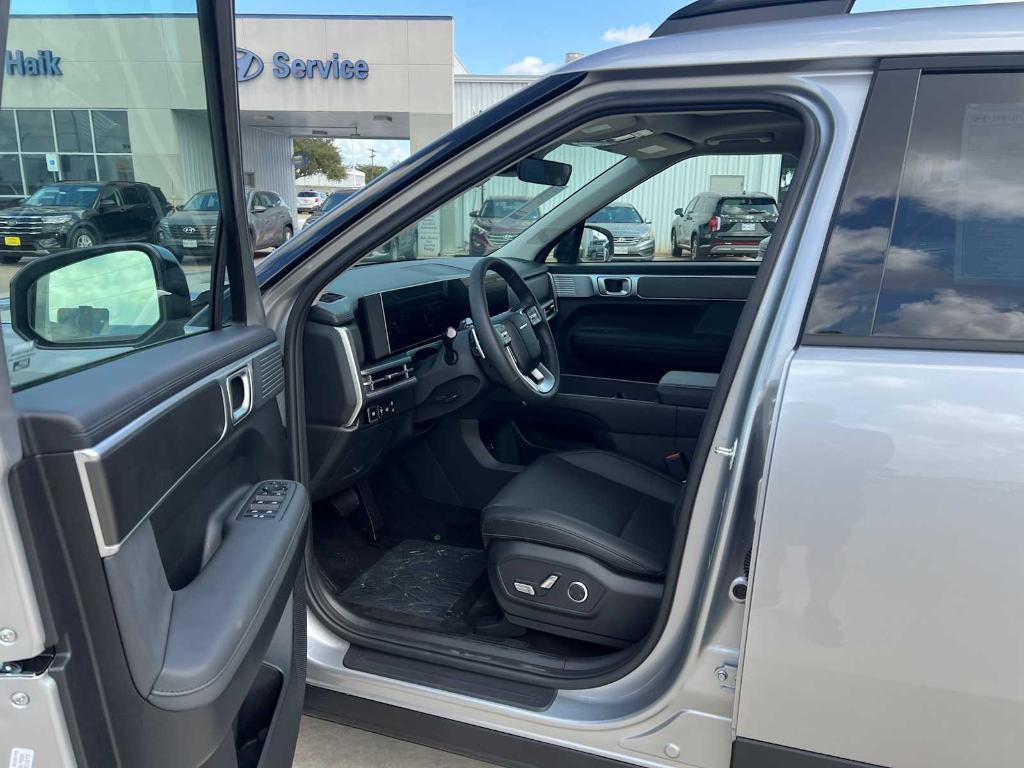 new 2025 Hyundai Santa Fe car, priced at $40,120