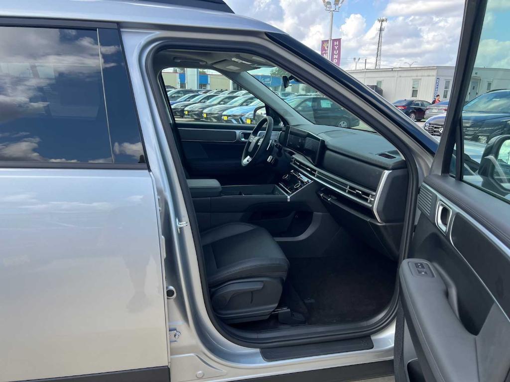 new 2025 Hyundai Santa Fe car, priced at $40,120