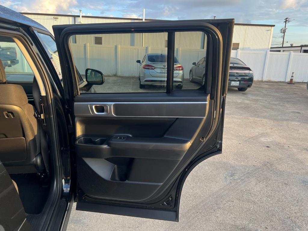 new 2025 Hyundai Santa Fe car, priced at $33,722