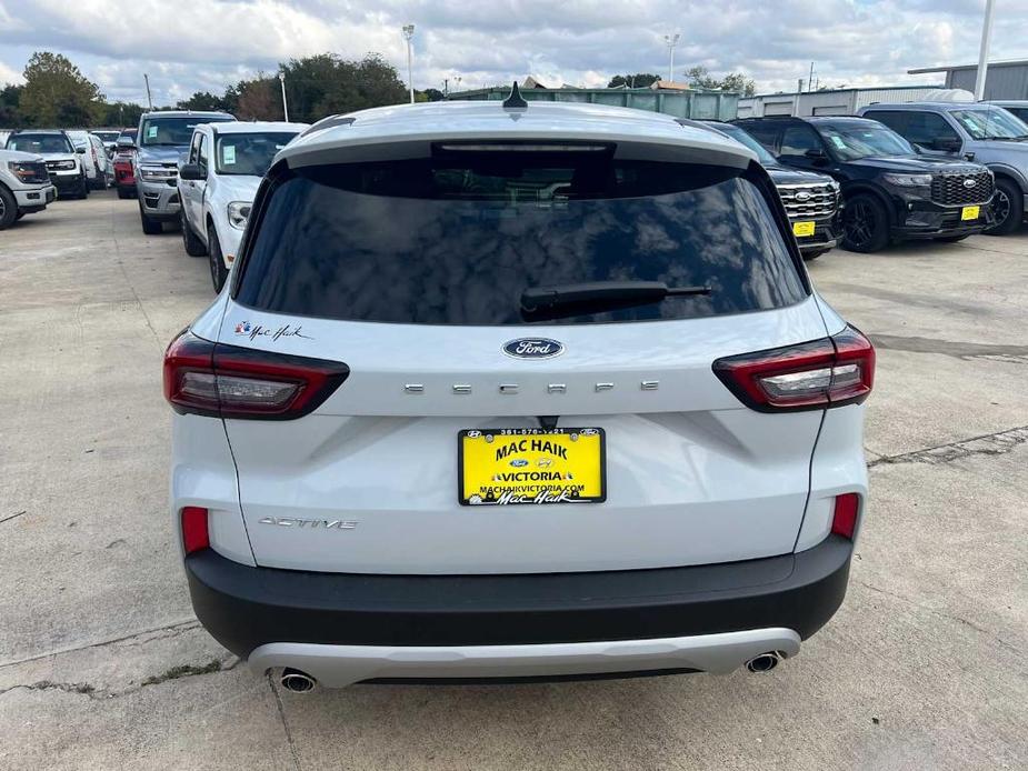 new 2025 Ford Escape car, priced at $30,330