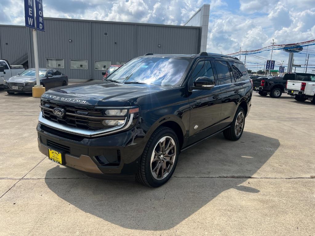 new 2025 Ford Expedition car, priced at $82,170