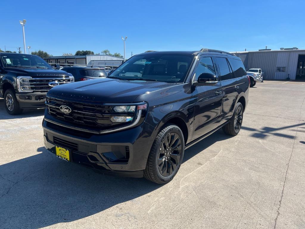 new 2025 Ford Expedition car, priced at $77,670