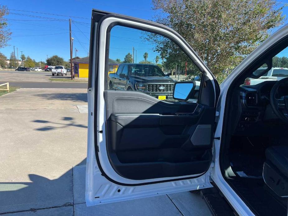 new 2024 Ford F-150 car, priced at $60,265