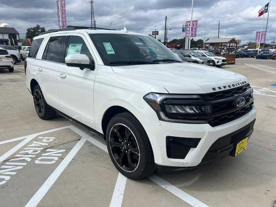 new 2024 Ford Expedition car, priced at $68,995