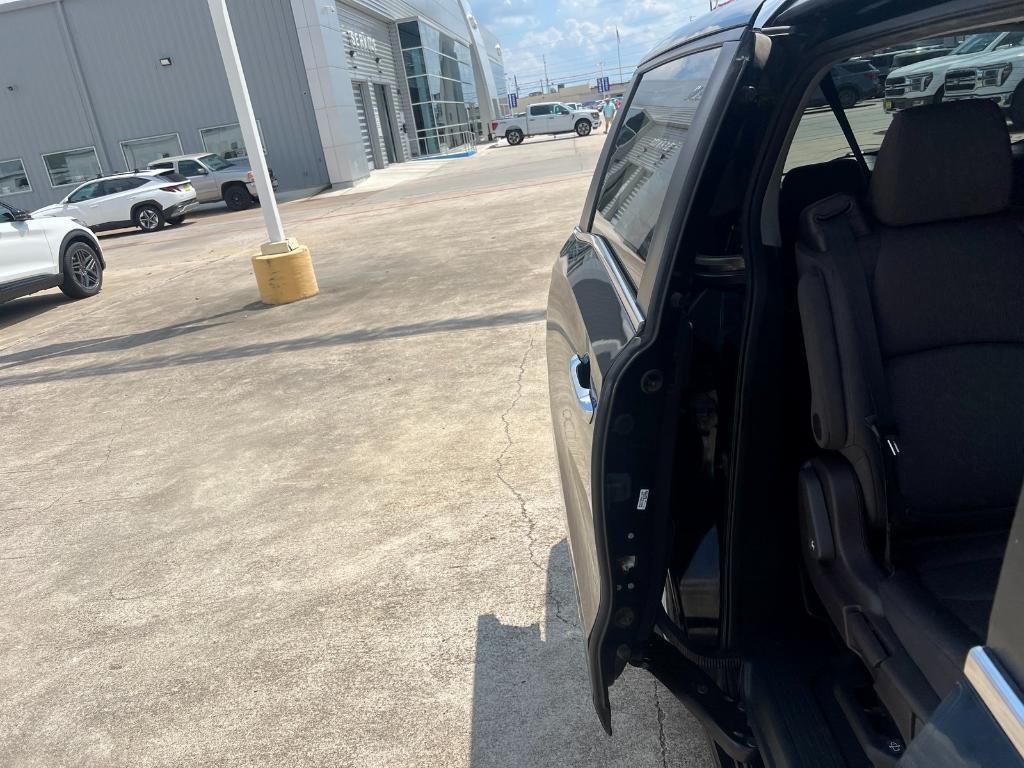 used 2018 Honda Odyssey car, priced at $19,987
