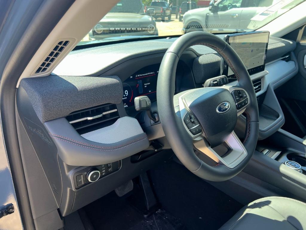 new 2025 Ford Explorer car, priced at $42,760