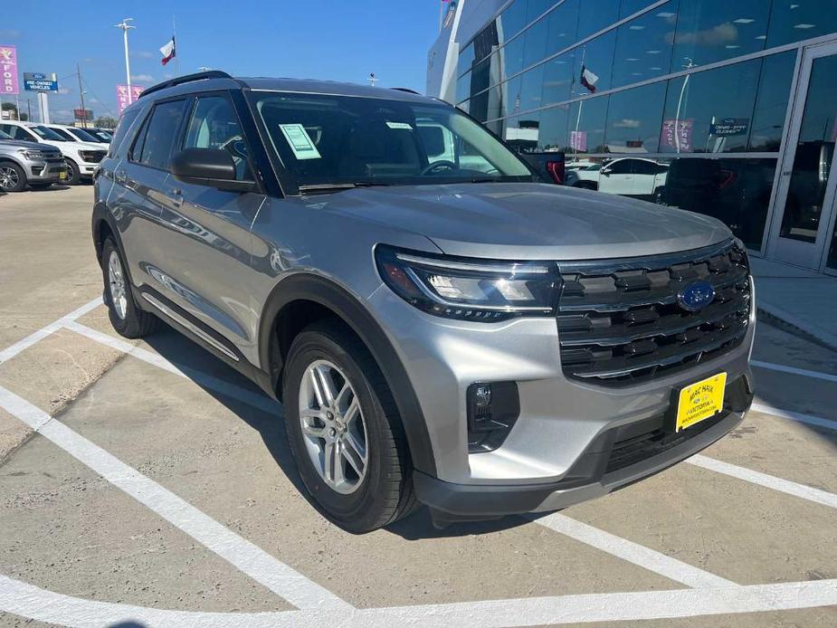 new 2025 Ford Explorer car, priced at $40,870