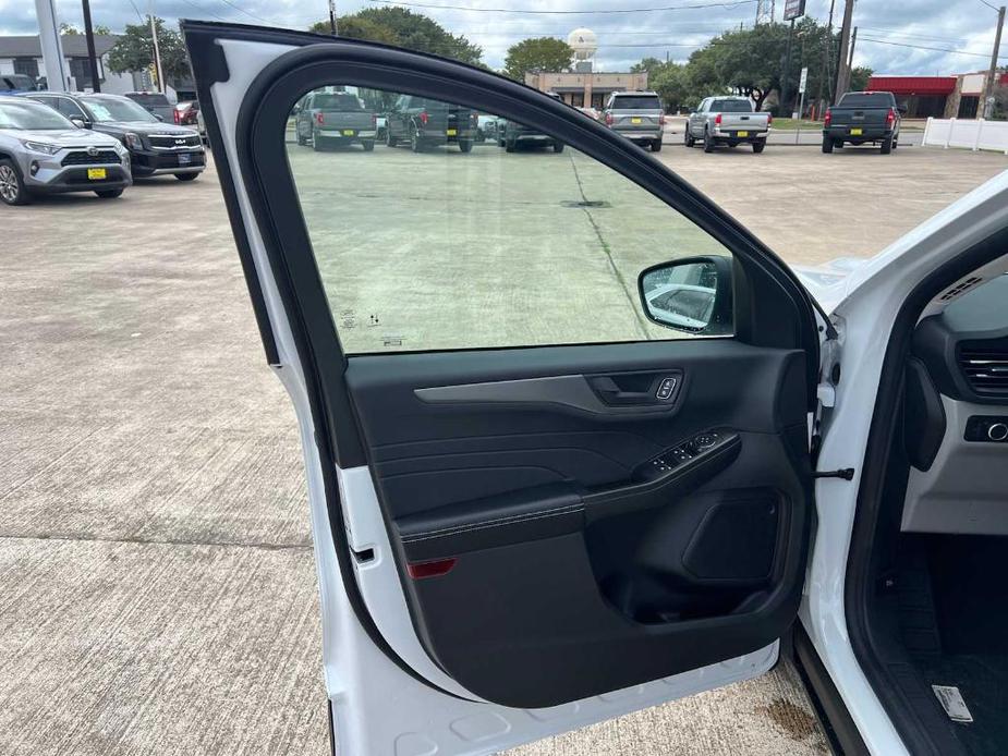 new 2024 Ford Escape car, priced at $24,400