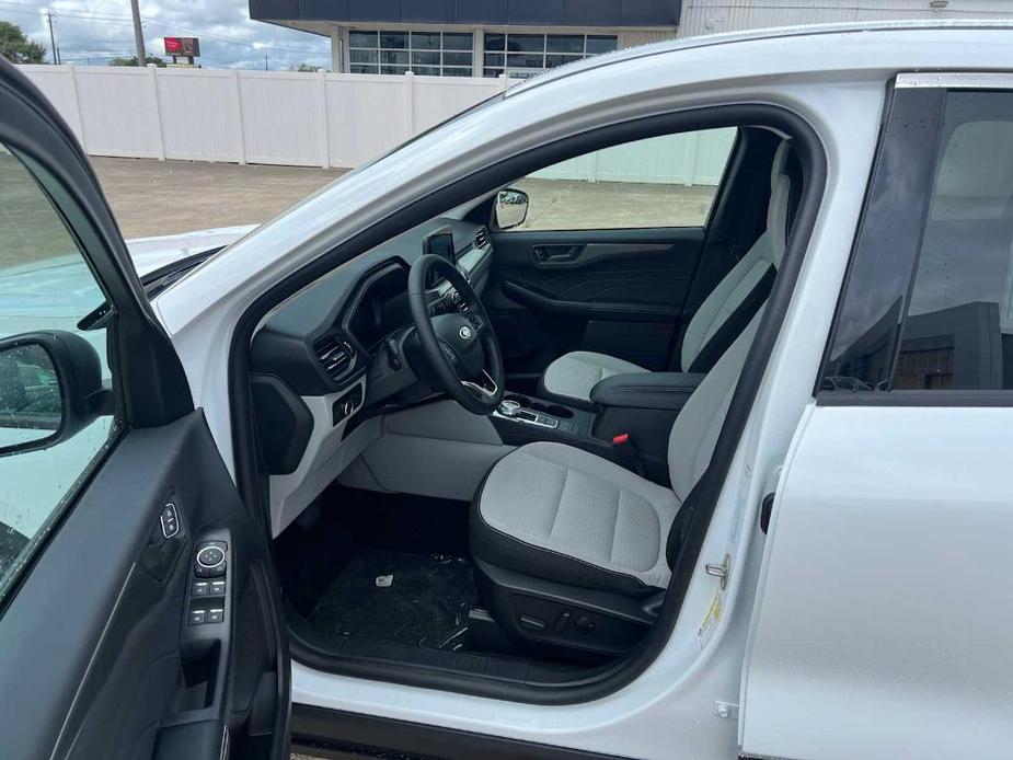 new 2024 Ford Escape car, priced at $24,400