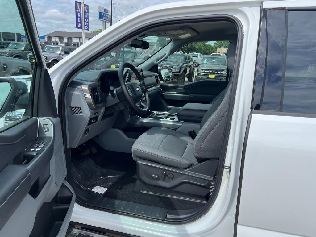 new 2025 Ford F-150 car, priced at $54,685