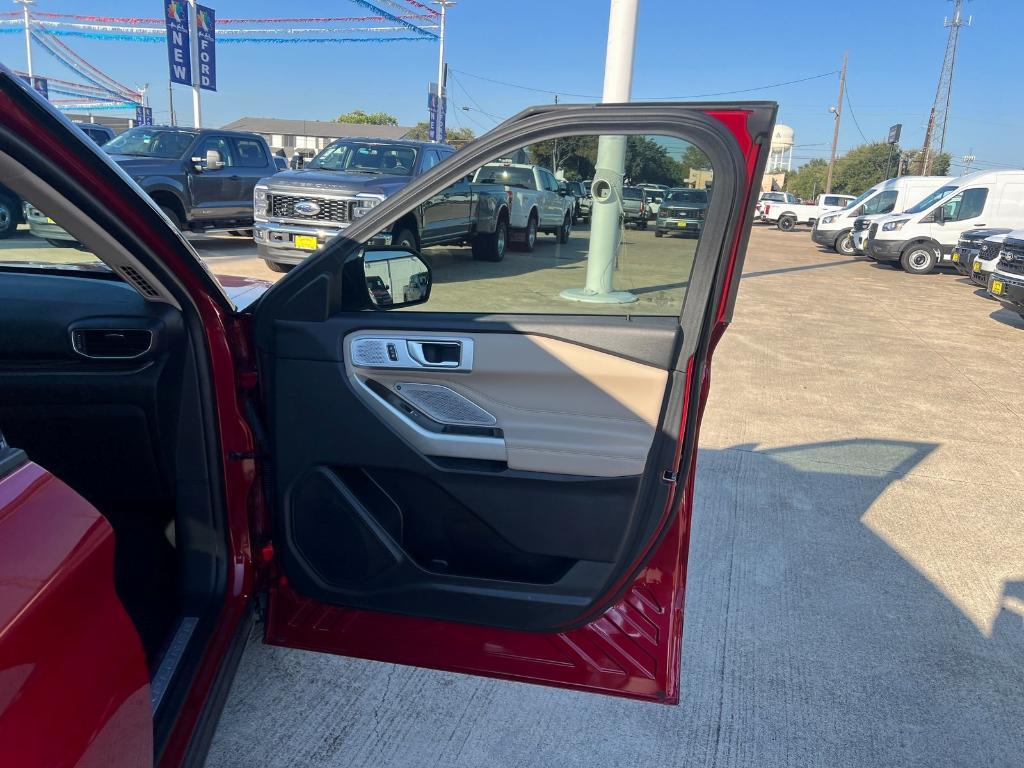 used 2022 Ford Explorer car, priced at $31,227