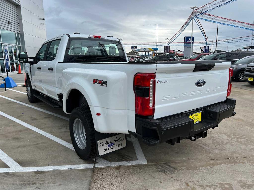 new 2024 Ford F-350 car, priced at $67,815