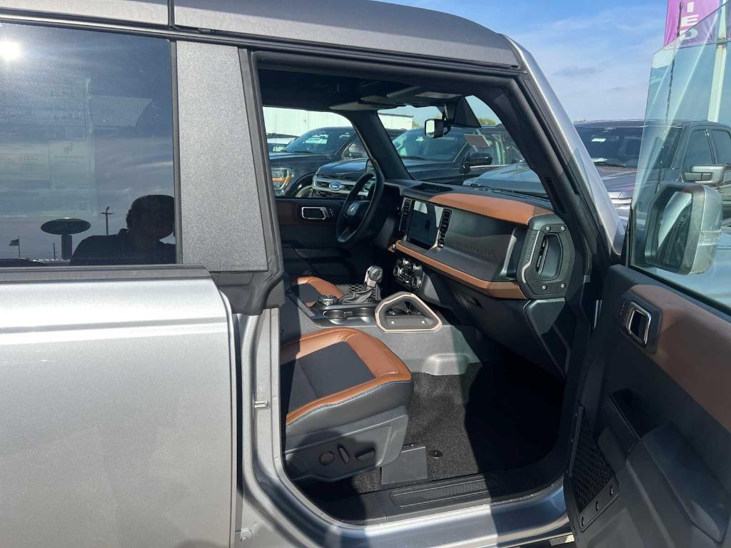 new 2024 Ford Bronco car, priced at $48,955