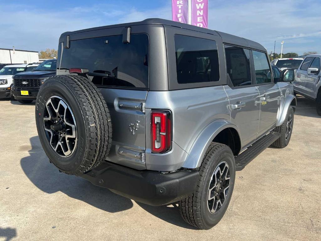 new 2024 Ford Bronco car, priced at $48,955