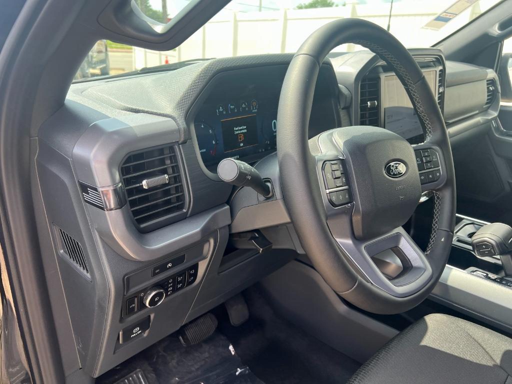 new 2025 Ford F-150 car, priced at $53,885