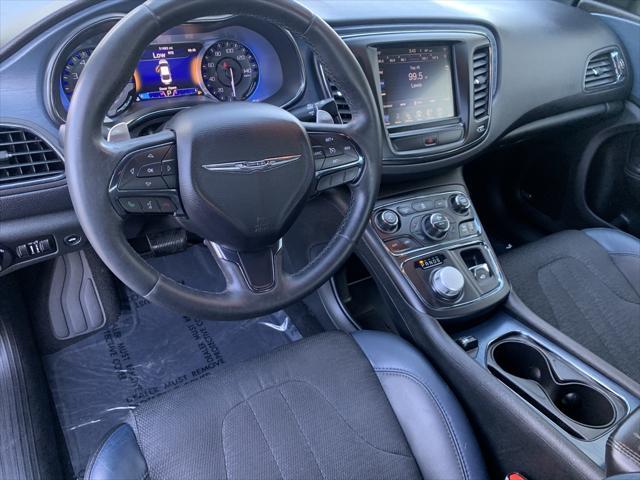 used 2015 Chrysler 200 car