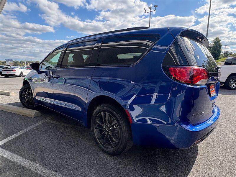 used 2020 Chrysler Pacifica car, priced at $21,825