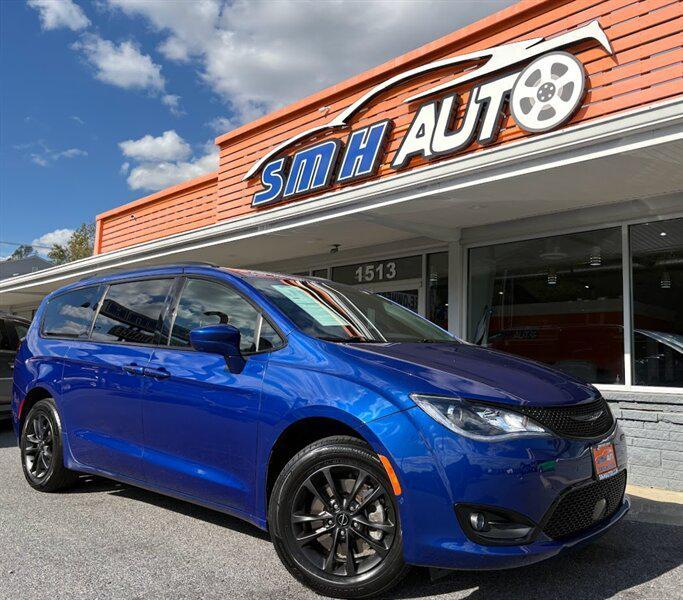 used 2020 Chrysler Pacifica car, priced at $21,825