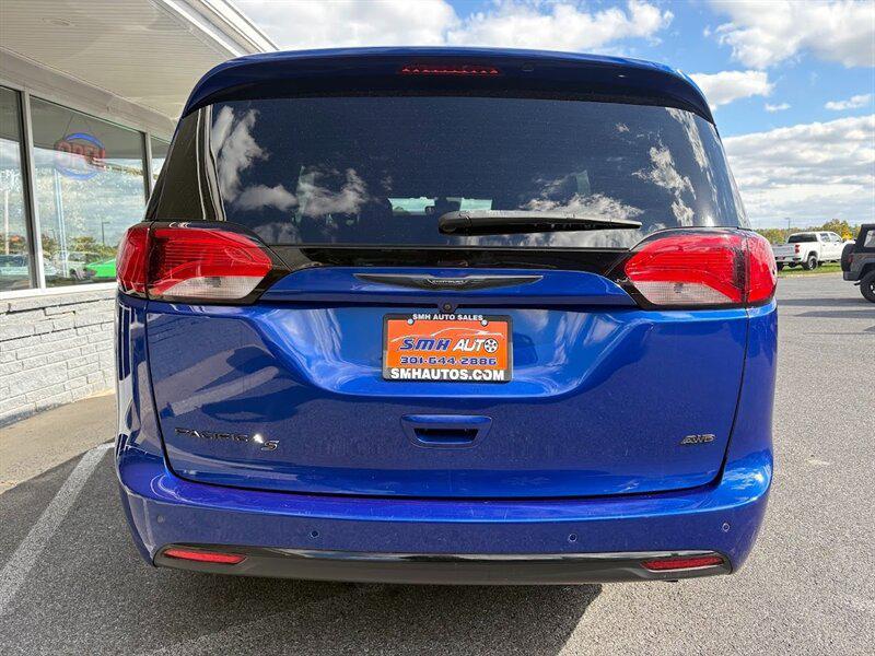 used 2020 Chrysler Pacifica car, priced at $21,825