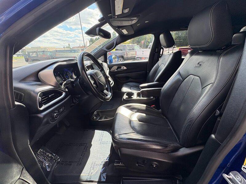 used 2020 Chrysler Pacifica car, priced at $21,825