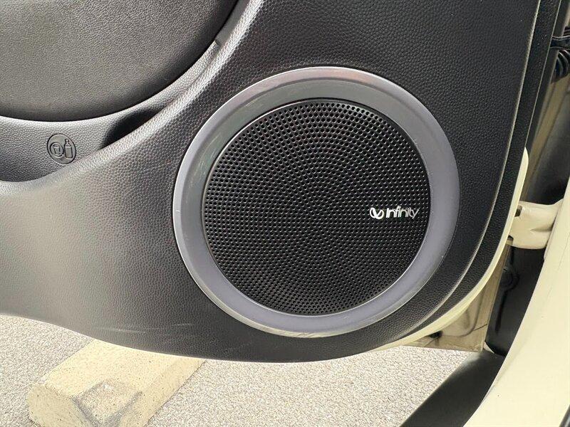 used 2016 Kia Soul car, priced at $13,947