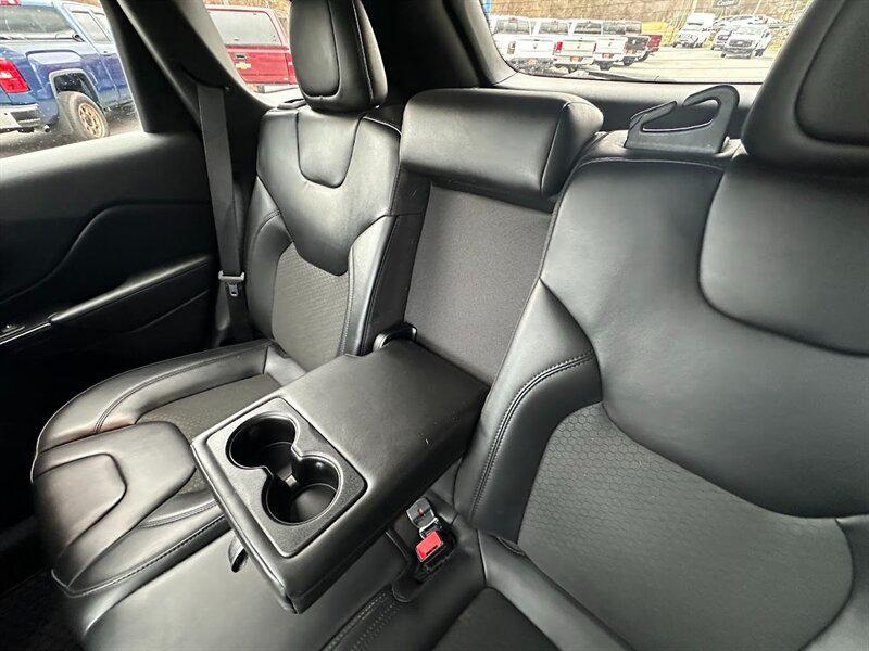 used 2020 Jeep Cherokee car, priced at $19,475