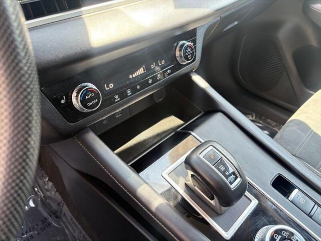 used 2023 Mitsubishi Outlander car, priced at $24,989