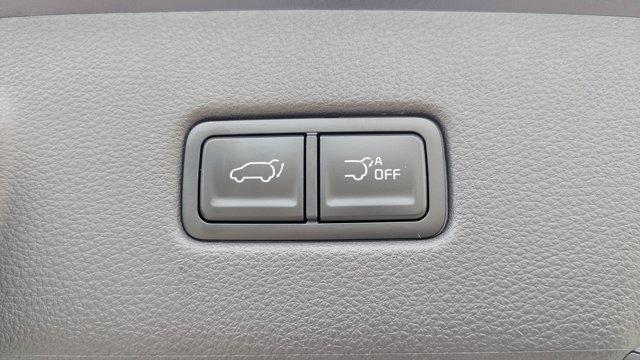 new 2026 Kia Carnival Hybrid car, priced at $39,670